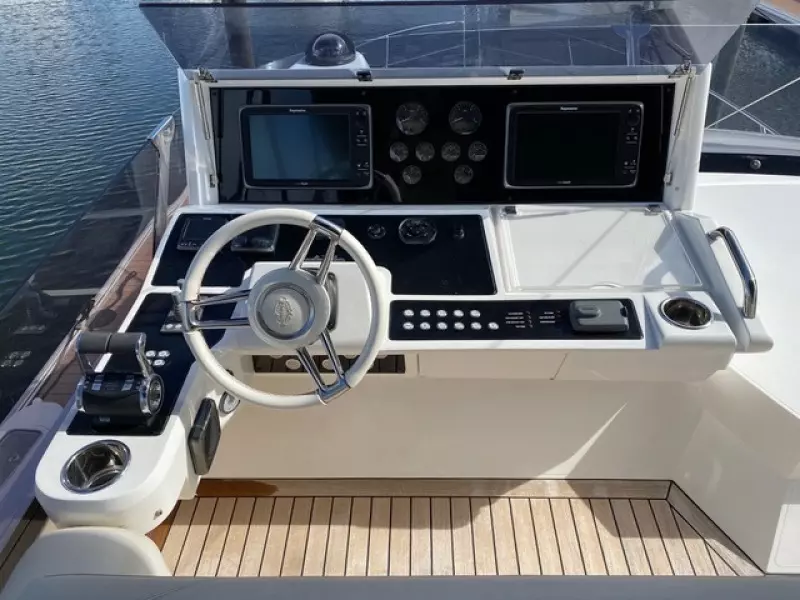 2015 Sunseeker Manhattan 55