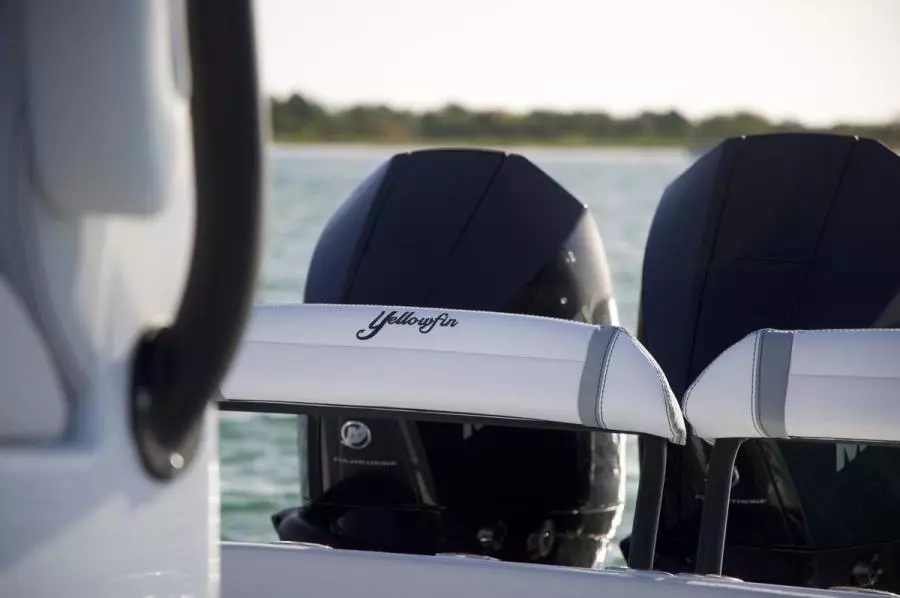 2026 Yellowfin 26 Hybrid