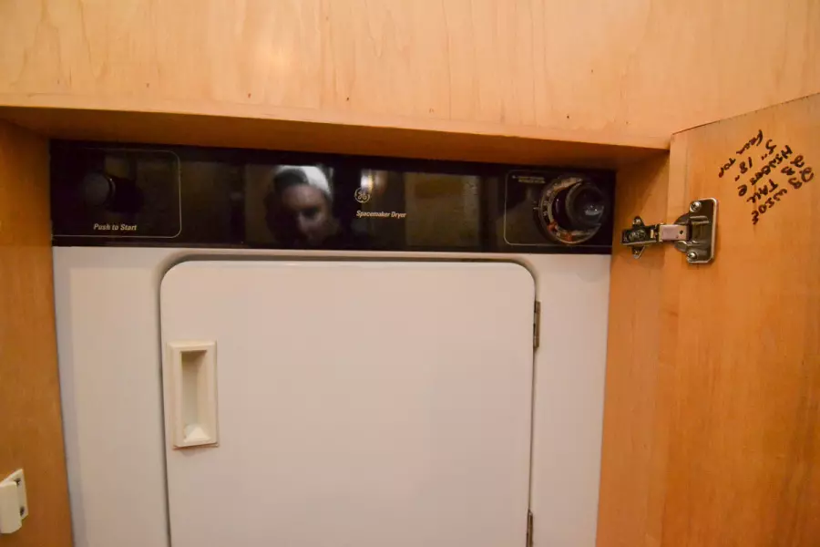 1998 Navigator 5300 Pilothouse