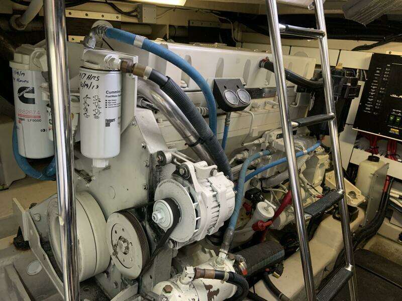 2005 Sea Ray 500 Sundancer