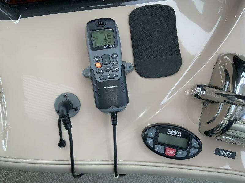 2005 Sea Ray 500 Sundancer