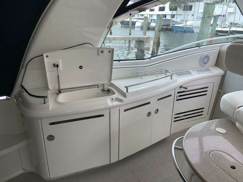 2005 Sea Ray 500 Sundancer