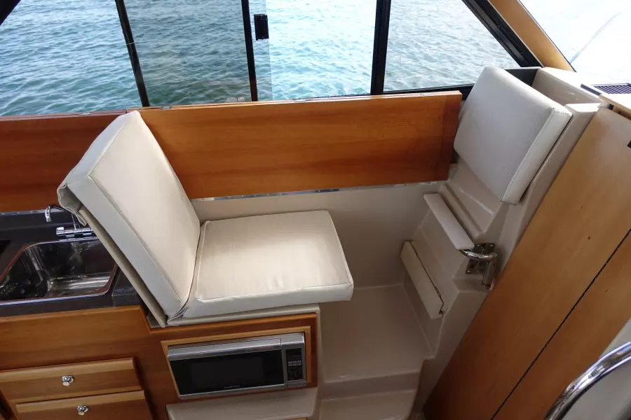 HELM SEATING