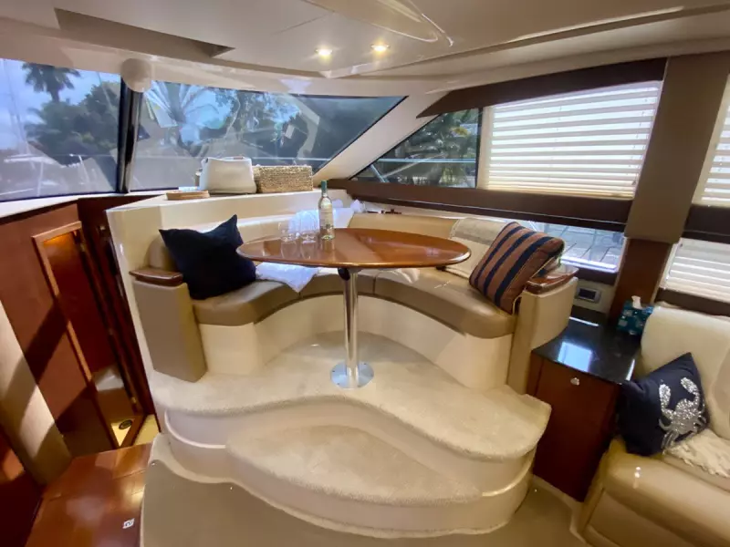 2008 Meridian 391 Sedan Bridge  505