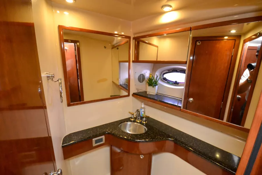 2008 Meridian 391 Sedan Bridge