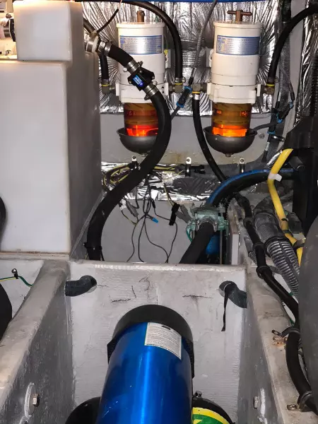 2008 Meridian 391 Sedan Bridge  531