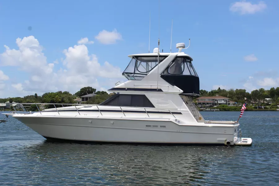 1989 Sea Ray 440 Convertible