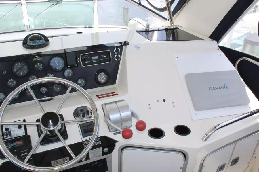 1989 Sea Ray 440 Convertible