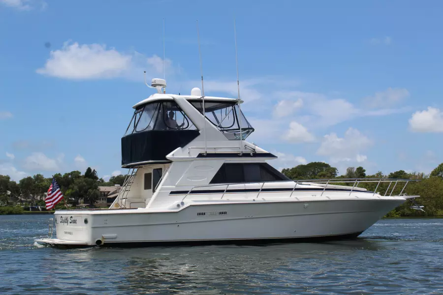 1989 Sea Ray 440 Convertible