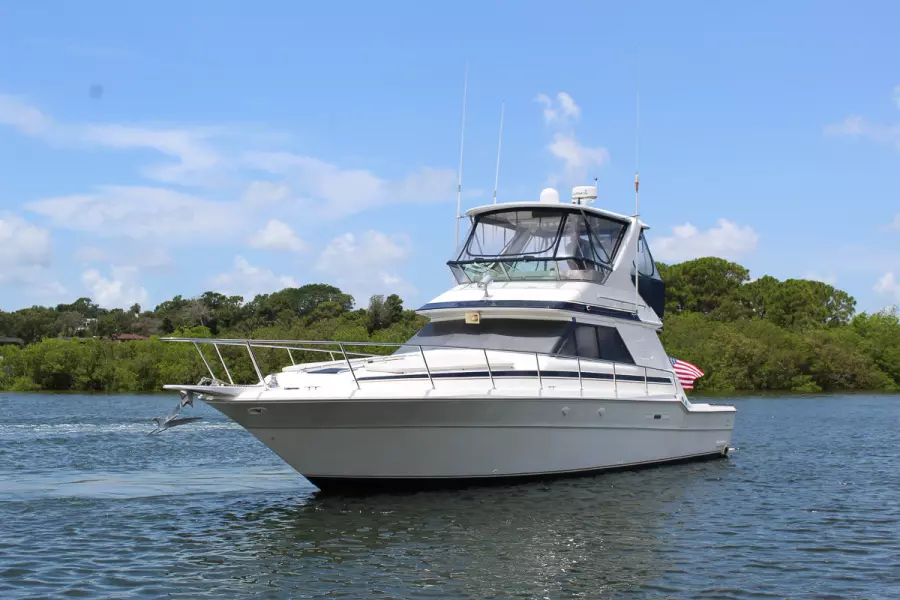 1989 Sea Ray 440 Convertible
