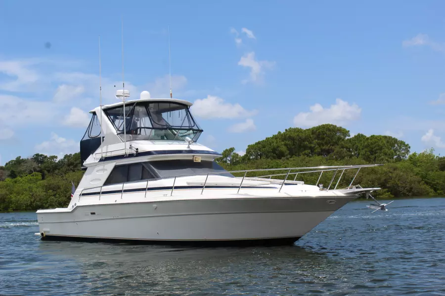 1989 Sea Ray 440 Convertible