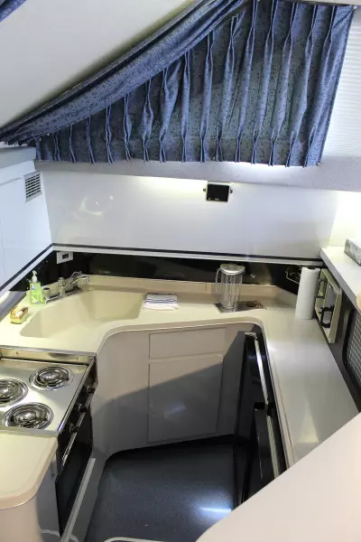 1989 Sea Ray 440 Convertible