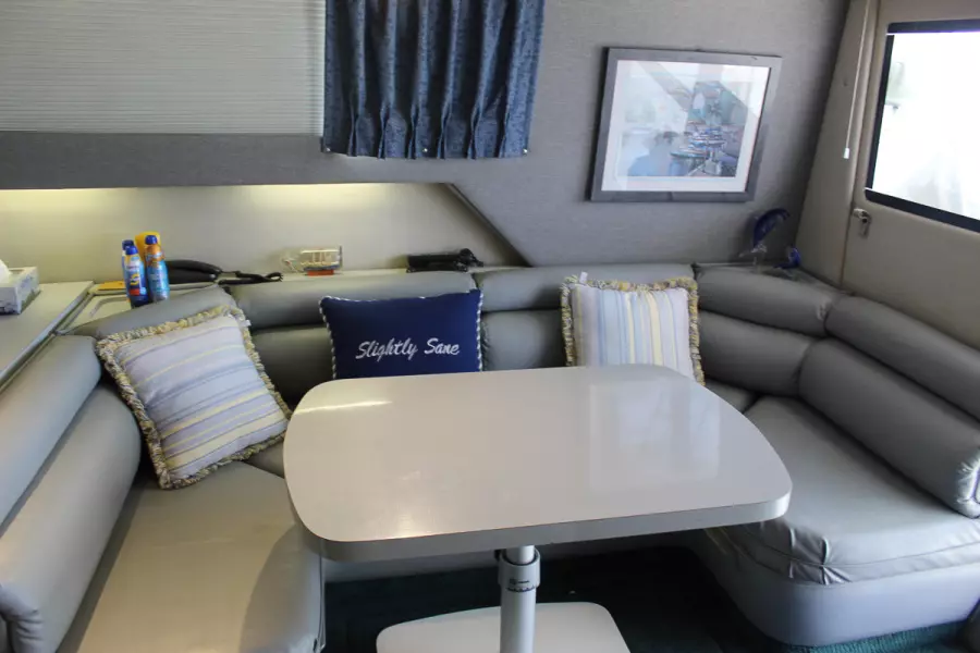 1989 Sea Ray 440 Convertible