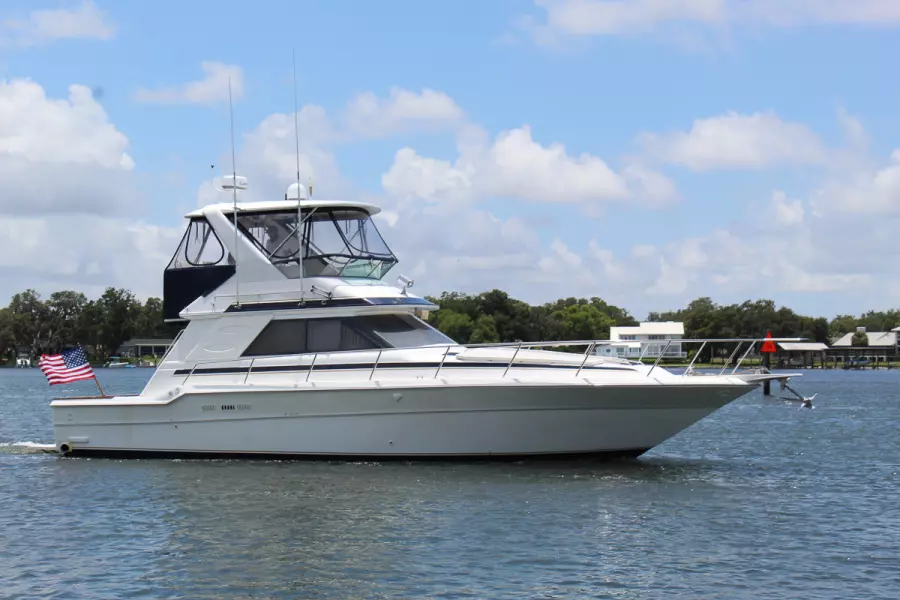 1989 Sea Ray 440 Convertible
