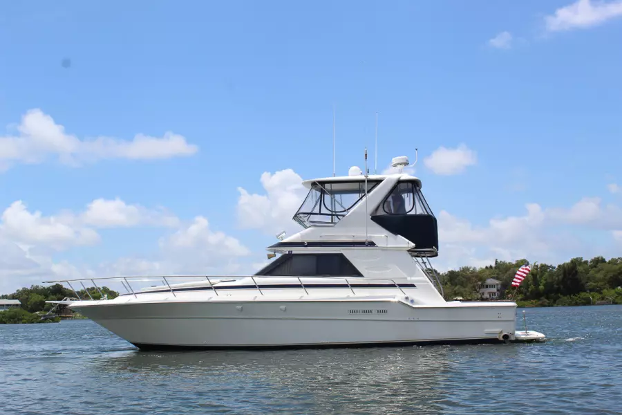 1989 Sea Ray 440 Convertible