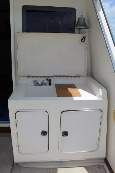 1989 Sea Ray 440 Convertible