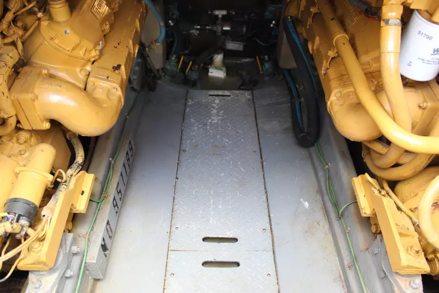 1989 Sea Ray 440 Convertible