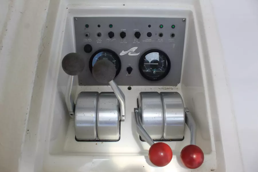 1989 Sea Ray 440 Convertible