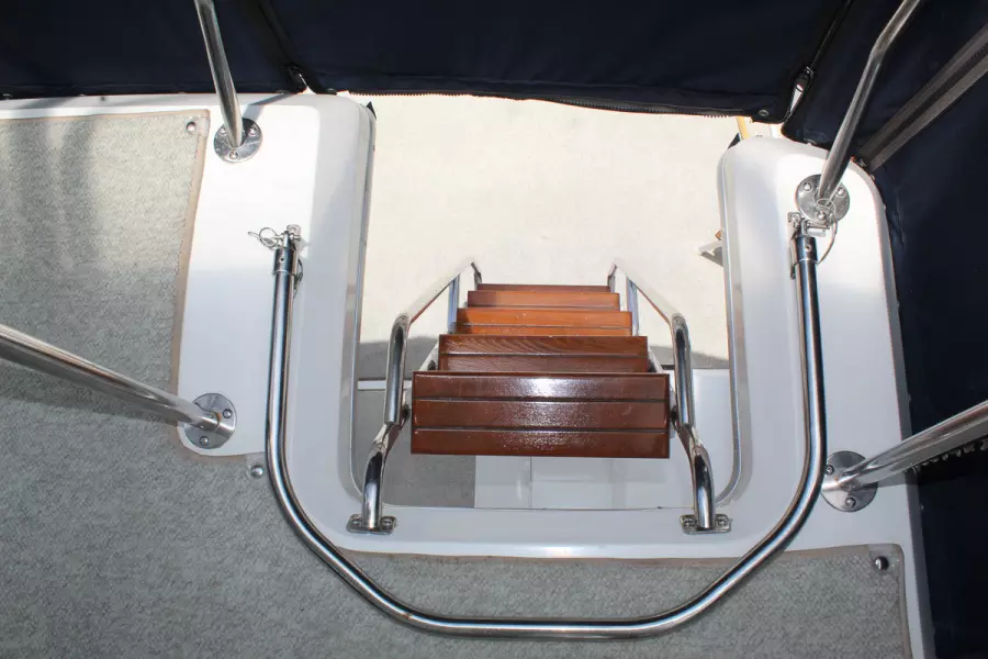 1989 Sea Ray 440 Convertible