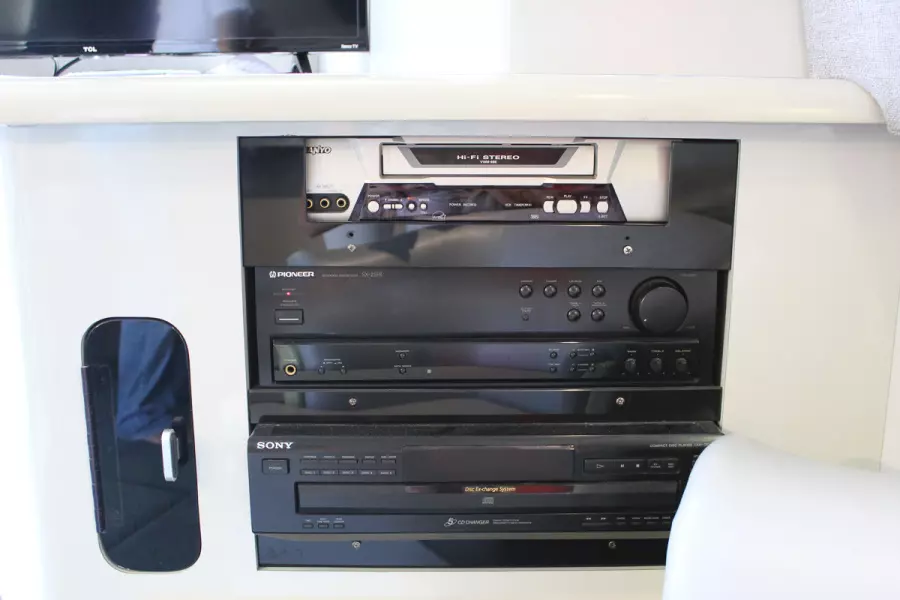 1989 Sea Ray 440 Convertible