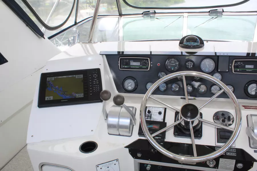 1989 Sea Ray 440 Convertible