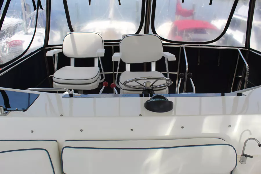 1989 Sea Ray 440 Convertible