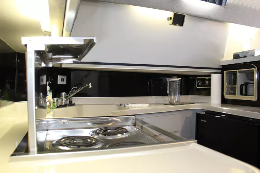 1989 Sea Ray 440 Convertible