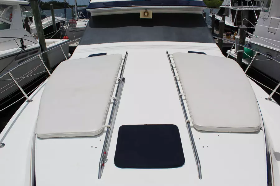 1989 Sea Ray 440 Convertible