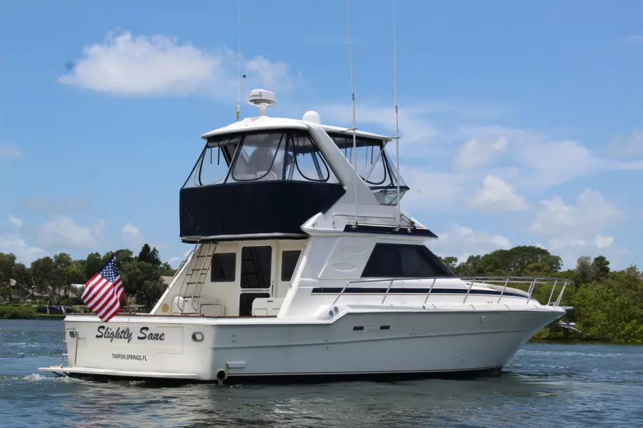 1989 Sea Ray 440 Convertible