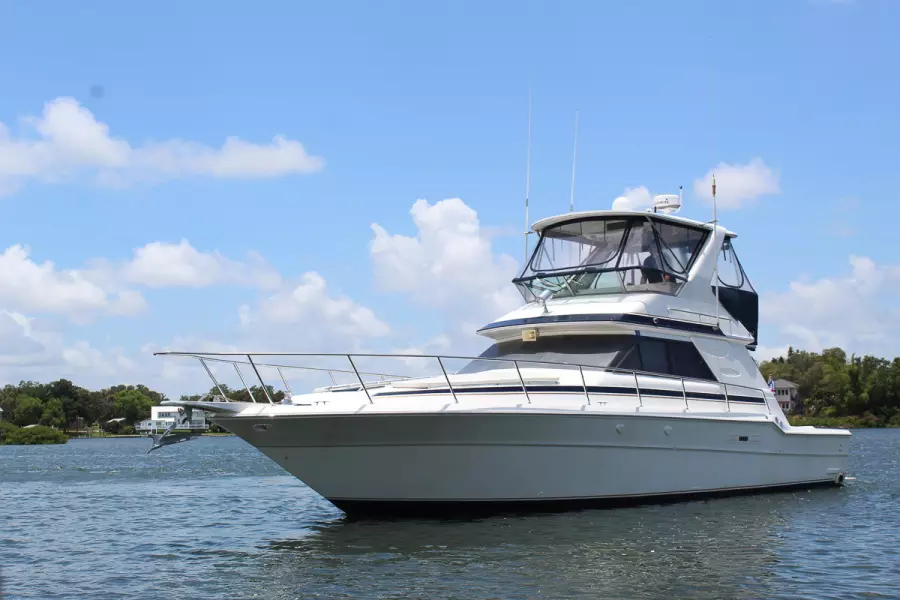 1989 Sea Ray 440 Convertible