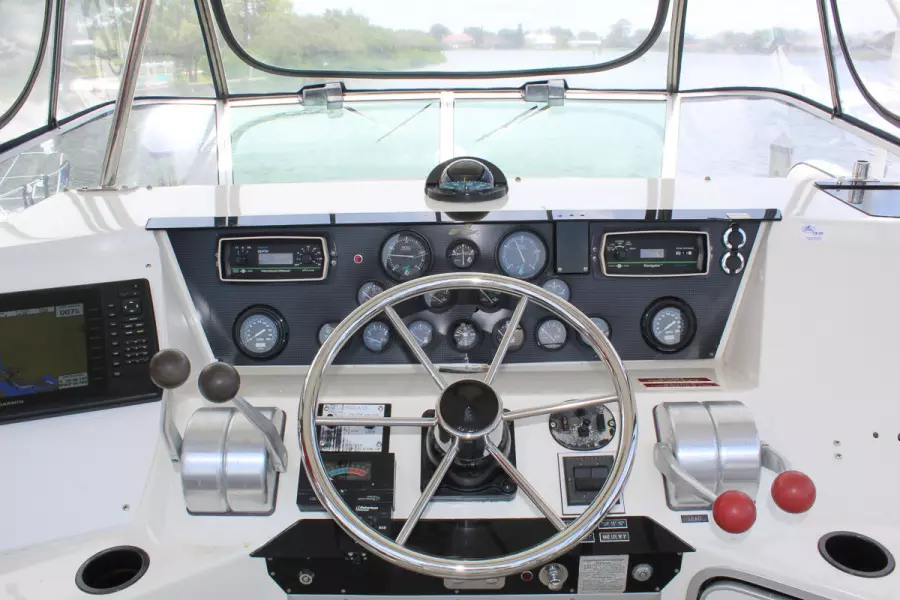 1989 Sea Ray 440 Convertible