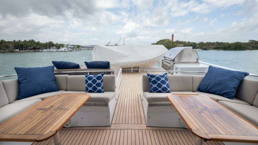 1998 Hatteras Sport Deck