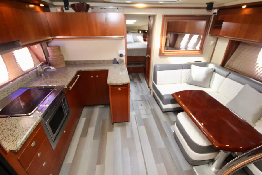 2006 Sea Ray 48 Sundancer