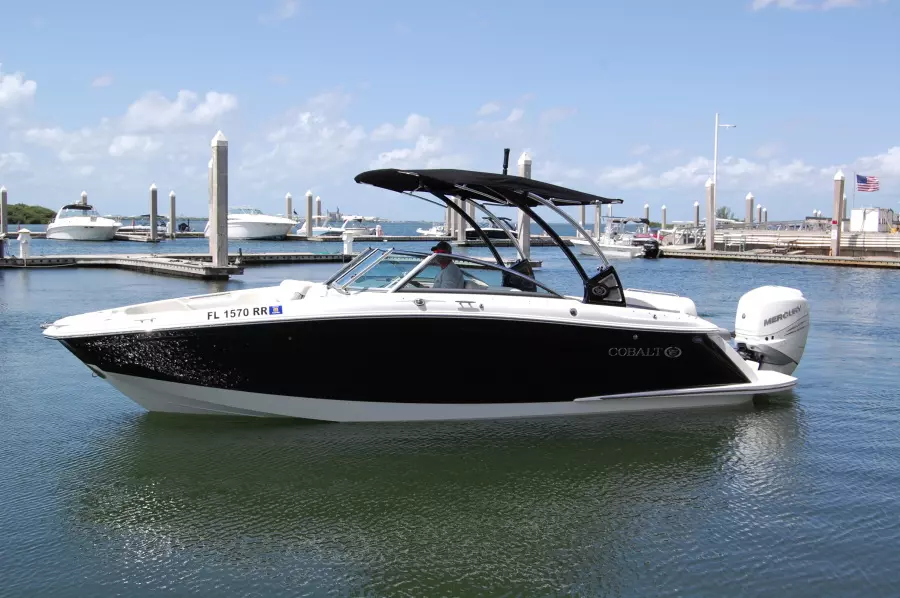 2018 Cobalt 25 SC