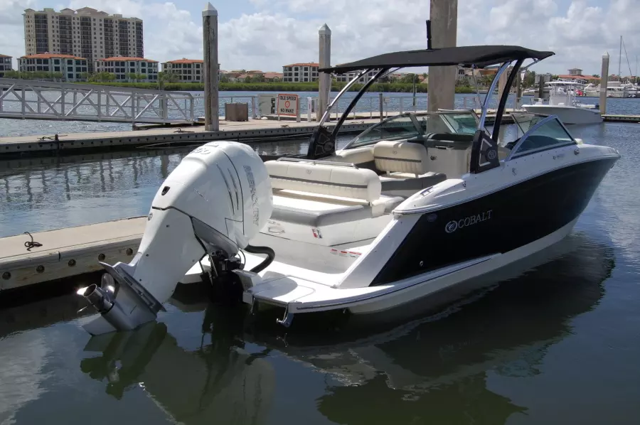2018 Cobalt 25 SC