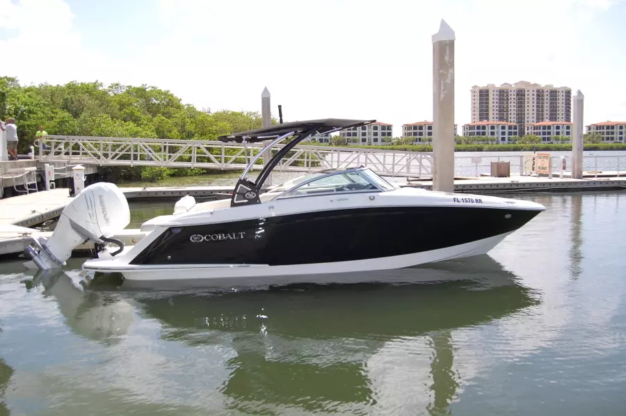 2018 Cobalt 25 SC