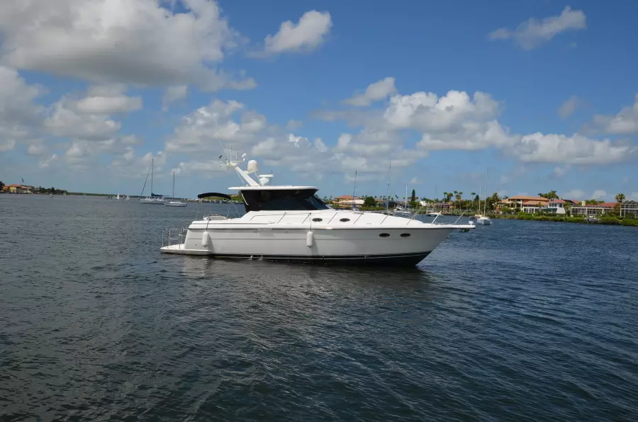 1999 Tiara Yachts 4000 Express