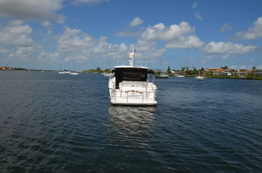 1999 Tiara Yachts 4000 Express