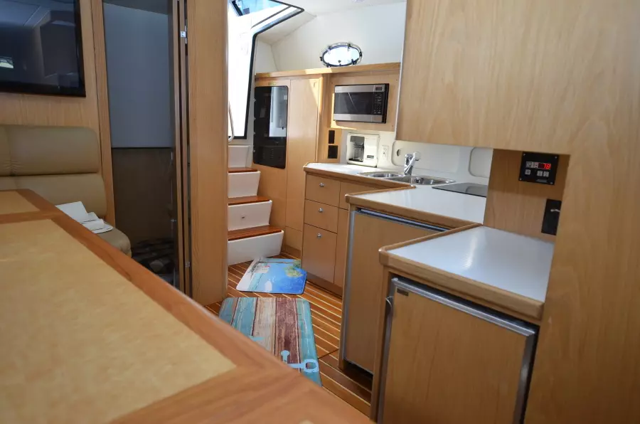 1999 Tiara Yachts 4000 Express