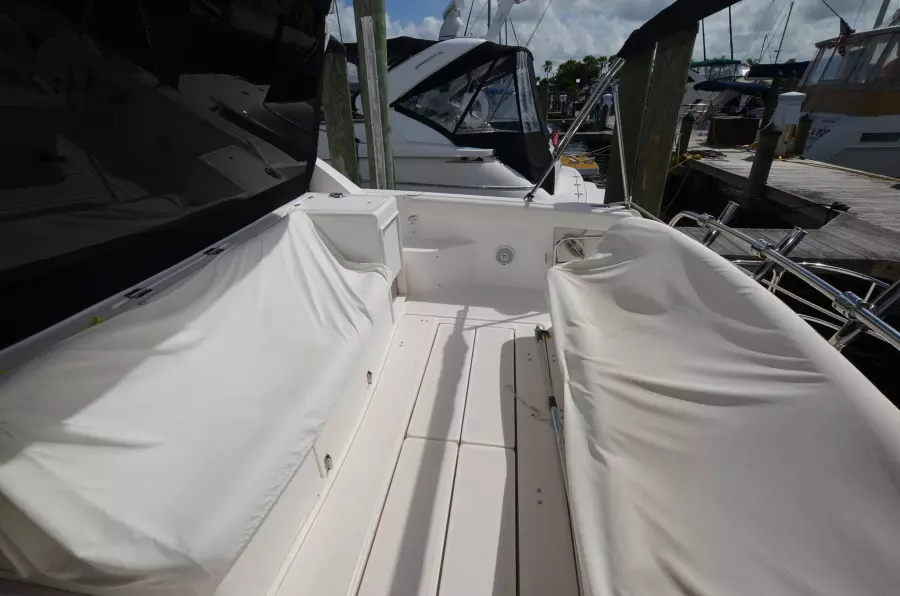 1999 Tiara Yachts 4000 Express