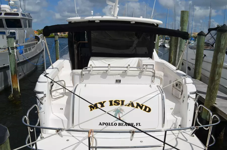 1999 Tiara Yachts 4000 Express