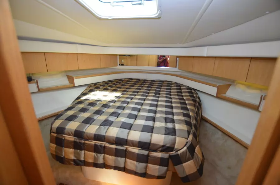 1999 Tiara Yachts 4000 Express