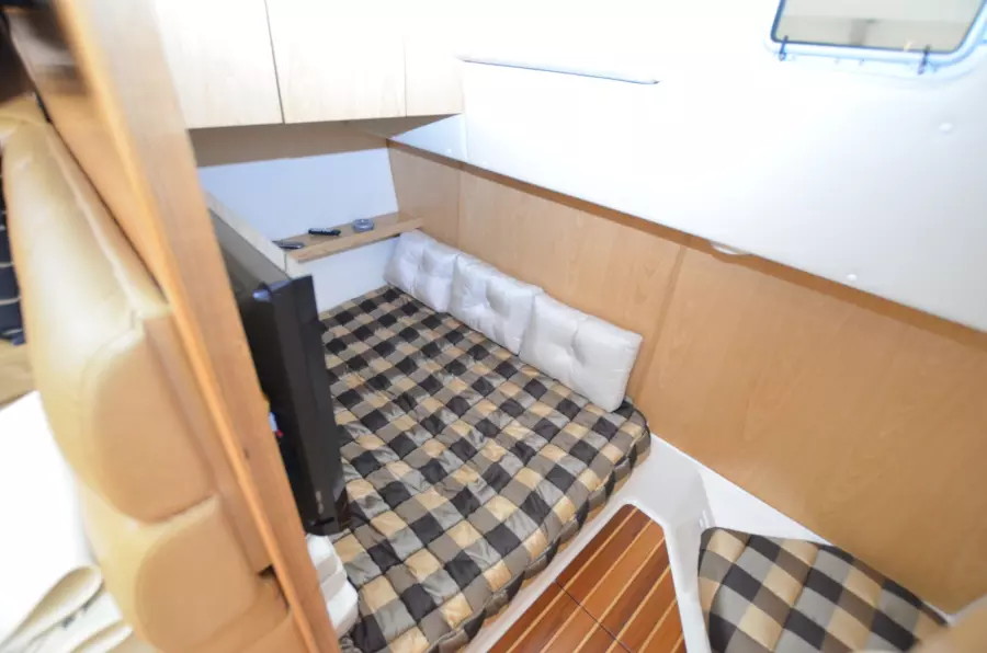 1999 Tiara Yachts 4000 Express