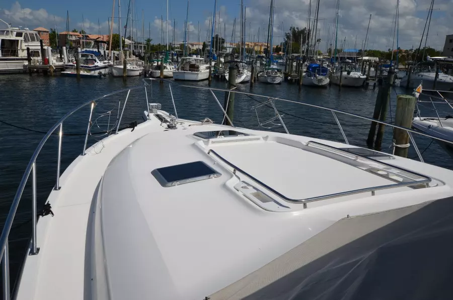 1999 Tiara Yachts 4000 Express