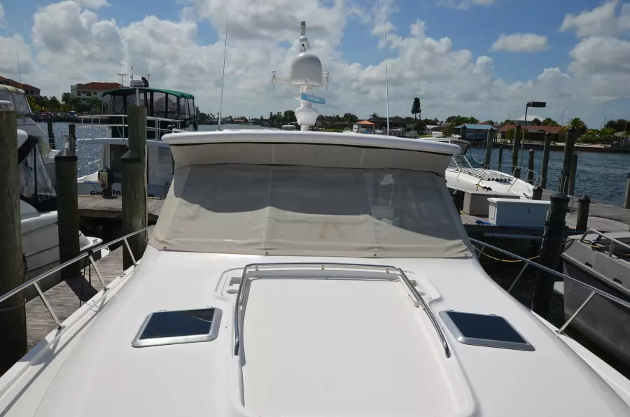 1999 Tiara Yachts 4000 Express