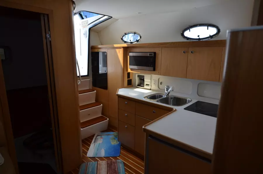 1999 Tiara Yachts 4000 Express