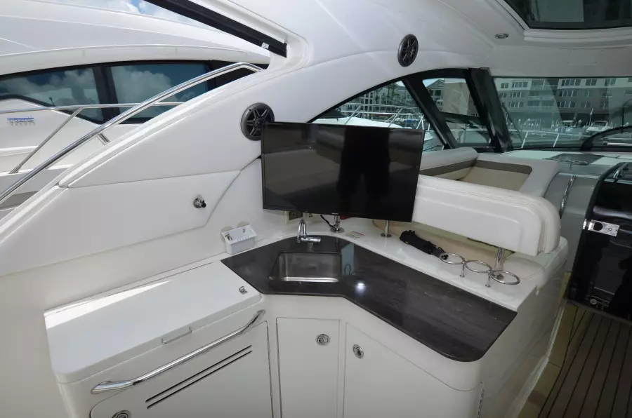 2014 Sea Ray 470 Sundancer