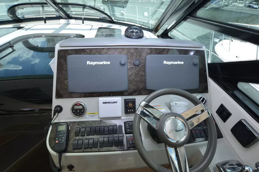 2014 Sea Ray 470 Sundancer