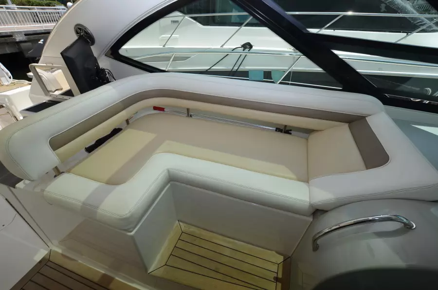 2014 Sea Ray 470 Sundancer