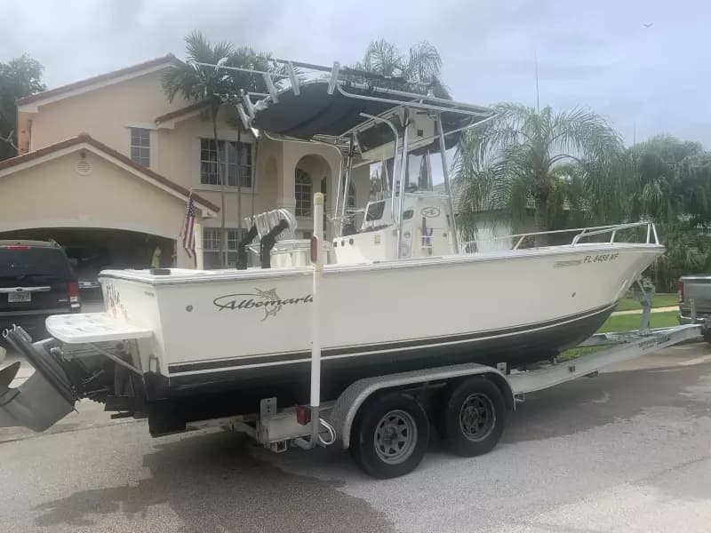 2006 Albemarle 242 Center Console